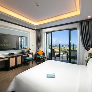 Deluxe Zimmer mit Kingsize-Bett